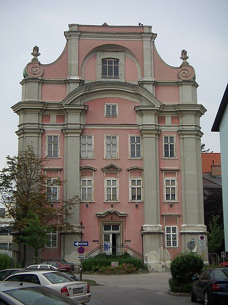 File:Karmeliterkirche.WienerNeustadt.09A.JPG