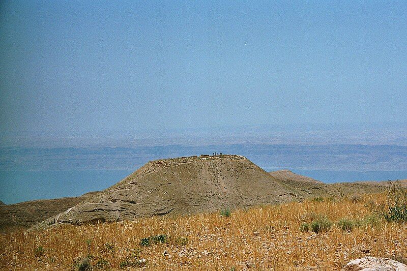 File:Machaerus Panorama.jpg