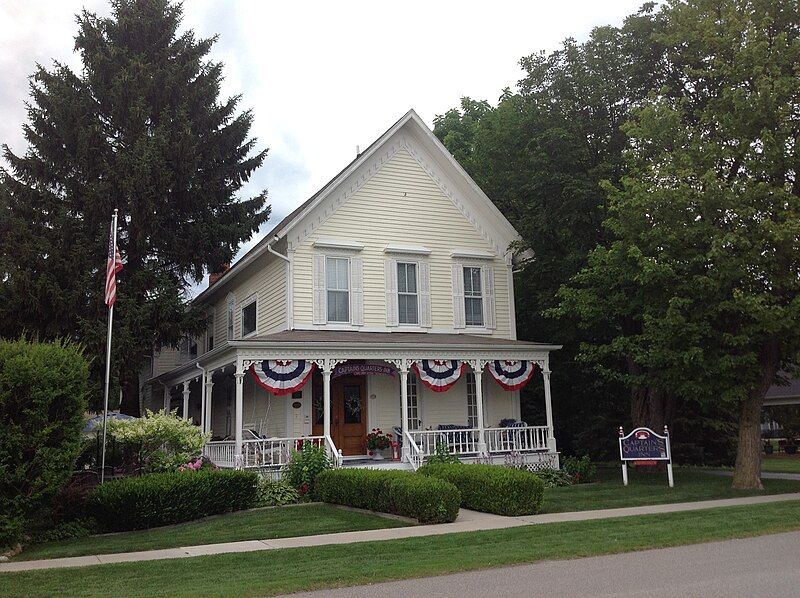 File:Moore-Sleeper House.jpg