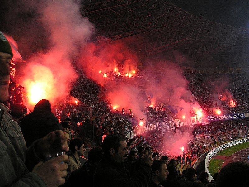 File:NapoliUltras1.jpg