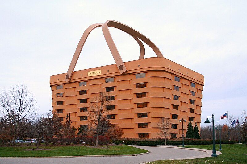 File:Newark-ohio-longaberger-headquarters-front.jpg