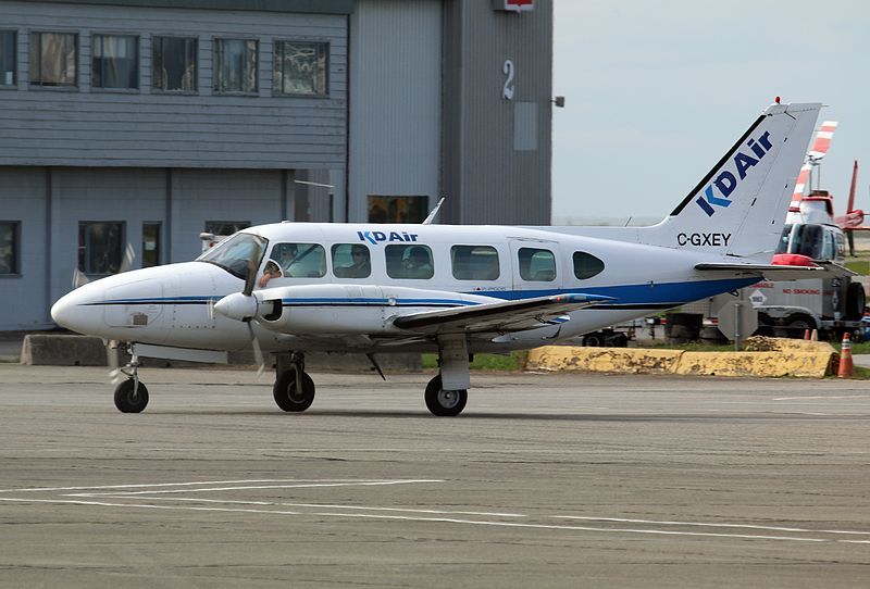 File:C-GXEY (21144123944).jpg