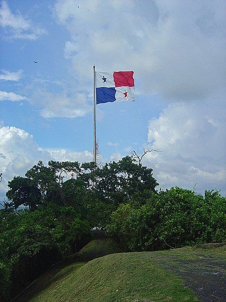 File:Cerro ancon bandera.jpg