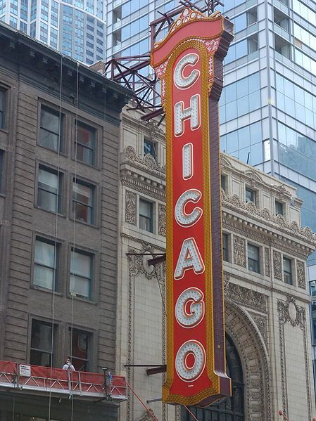 File:Chicago Theater sign.jpg