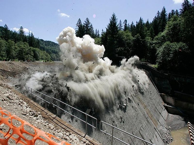 File:Dam removal.jpg