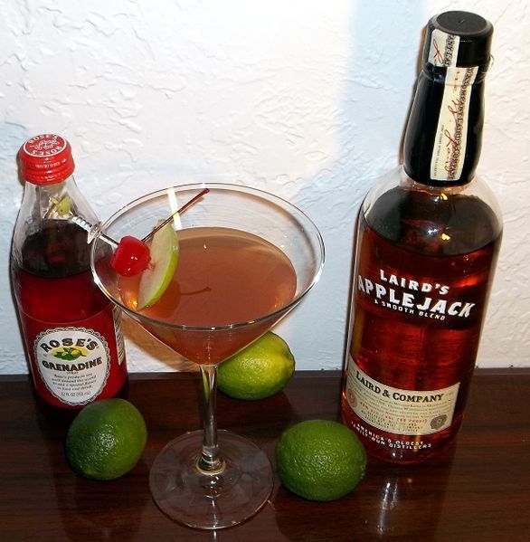 File:Jack Rose Cocktail.jpg