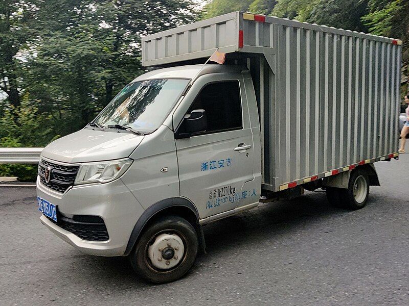 File:Jinbei T20 001.jpg