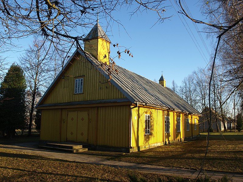 File:Kiaukliai old church.jpg