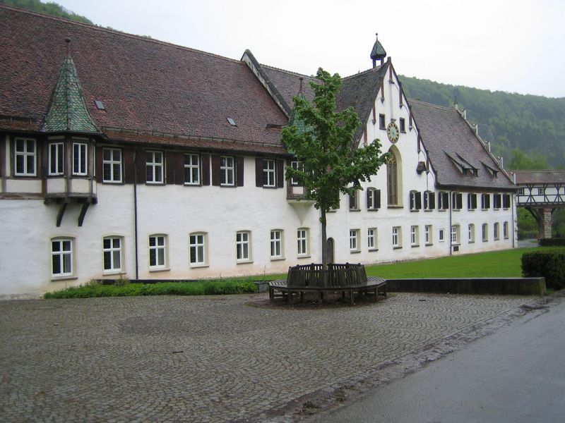 File:KlosterBlaubeuren.jpg