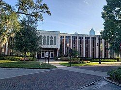 Facade of the Macdonald–Kelce Library