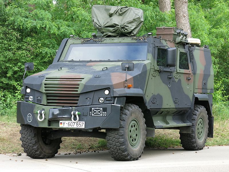 File:Mowag Eagle V.jpg