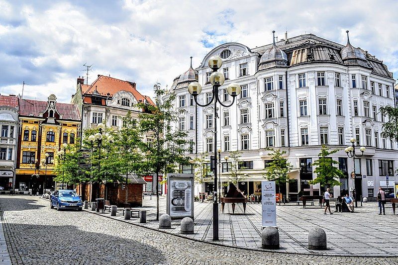 File:Ostrava-rynek.jpg