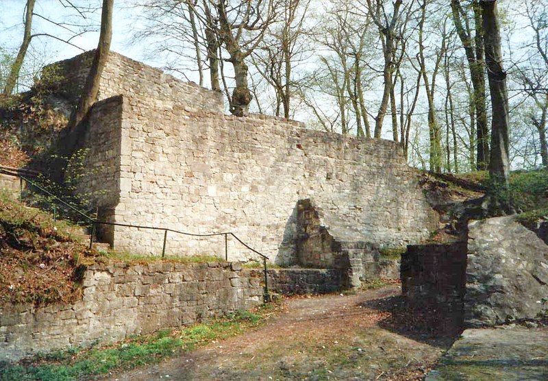 File:Asseburg-Ruine.jpg