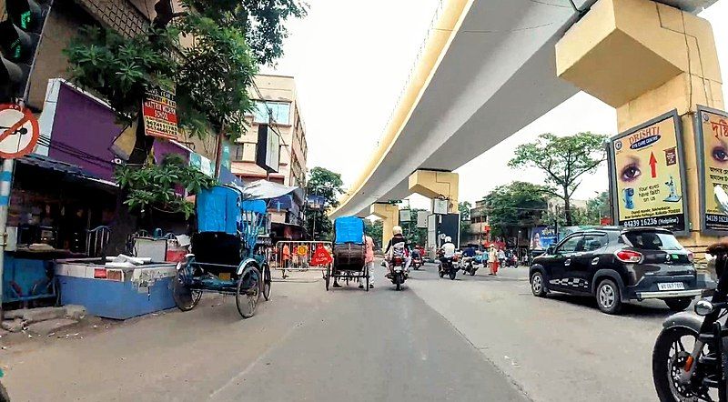 File:Behala Sakherbazar, Kolkata.jpg