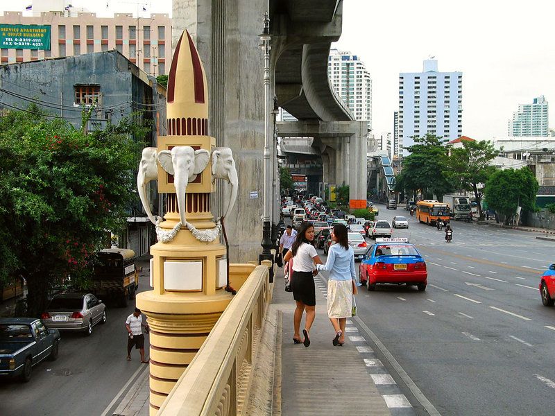 File:Bkk saphanchaloemla05.jpg