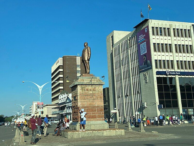 File:Bulawayo Nkomo Str.jpg