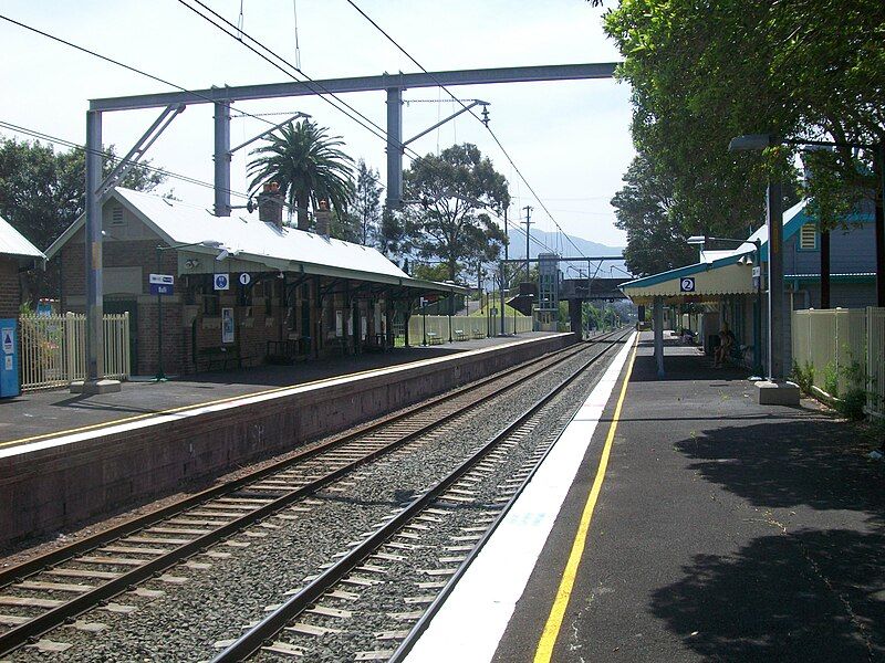 File:Bulli railway station.jpg