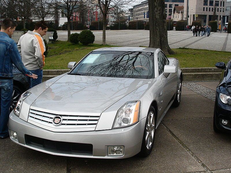 File:Cadillac XLR.jpg