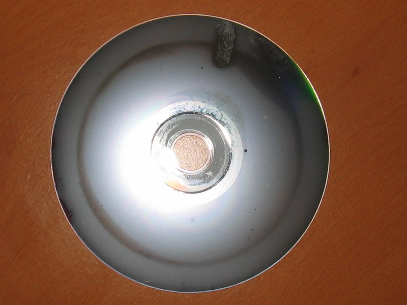 File:Dvd rot 2001.png