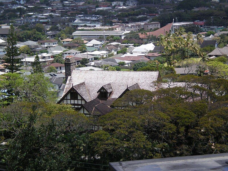 File:Kualii-Manoa-Valley-above.JPG