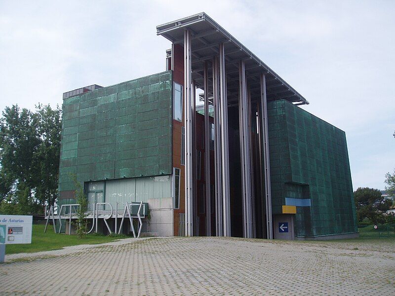 File:Museodelpueblodeasturias.JPG