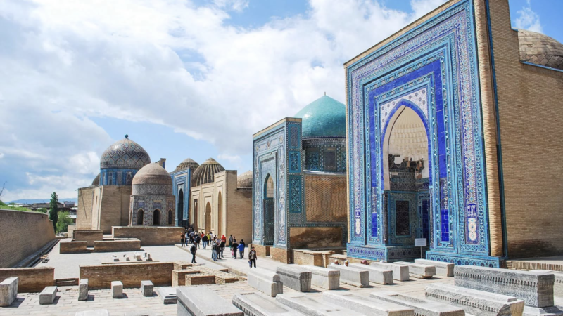 File:Samarkand registan 02.png