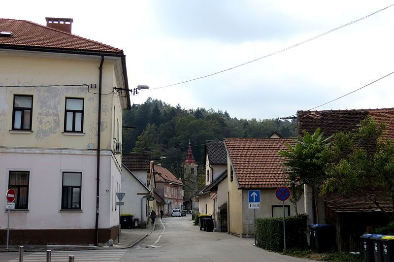 File:Spodnja Siska Slovenia.JPG