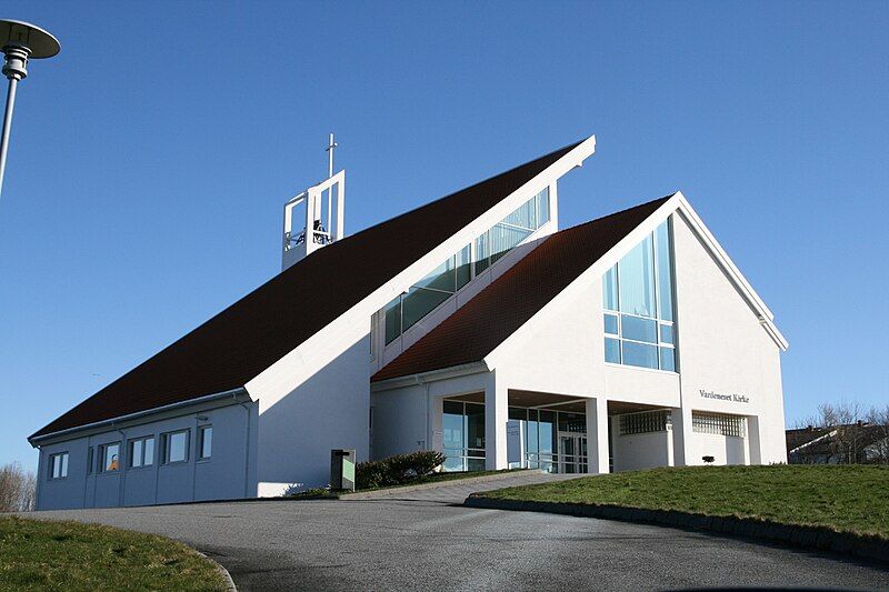 File:Vardeneset kirke.jpg