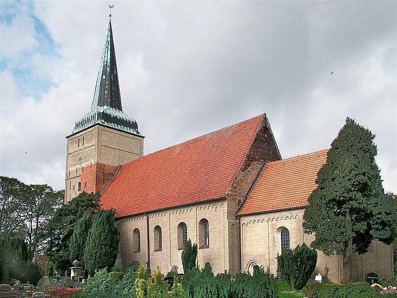 File:Wremen Kirche.jpg