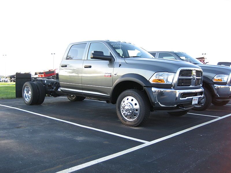 File:2011RAM55004x4.jpg