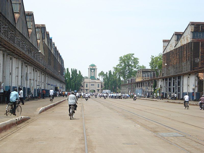 File:Armoury Gate.JPG