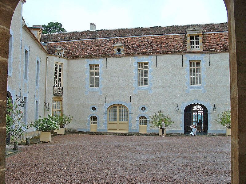 File:Bazoches-château-4.jpg