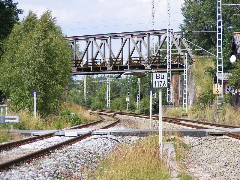 File:Bridge-railway-priemerburg.jpg