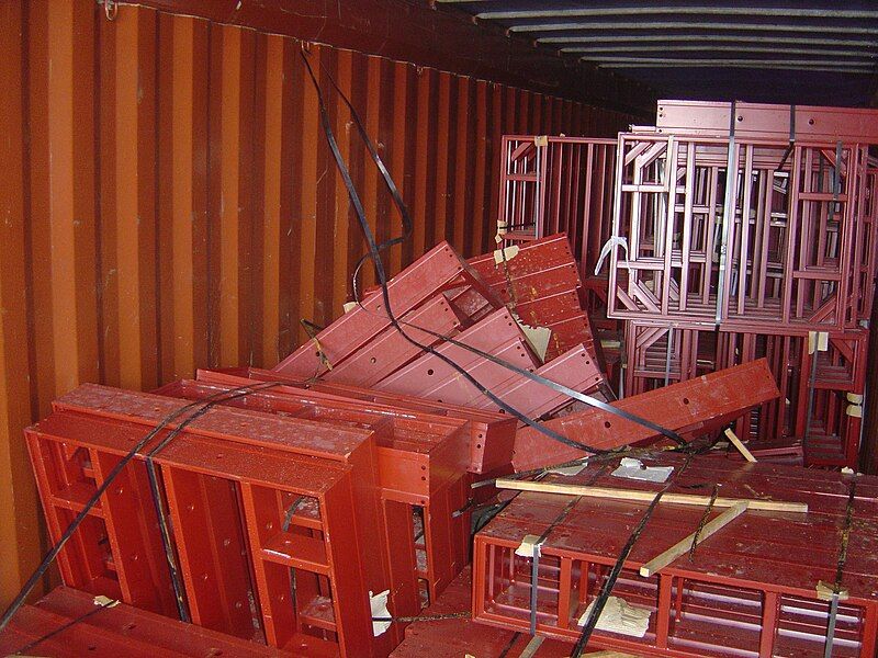 File:Cargo damage.JPG