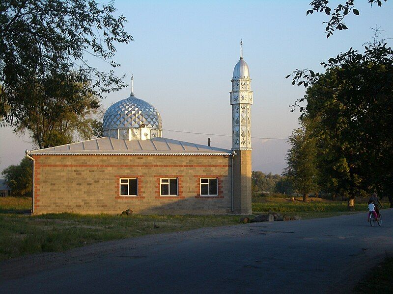 File:E8079-Pervomayskoe-mosque.jpg