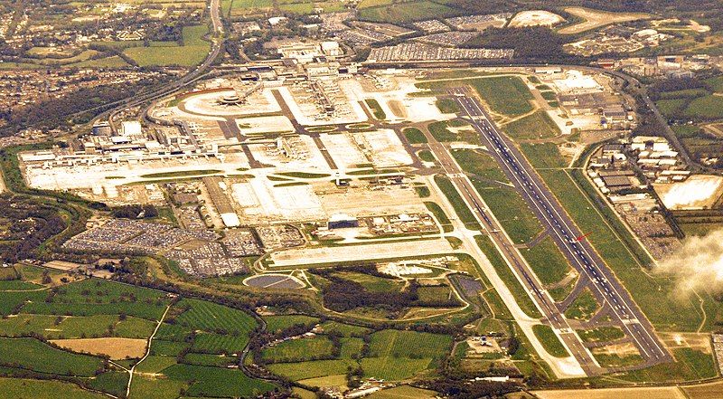 File:Gatwick airport.jpg