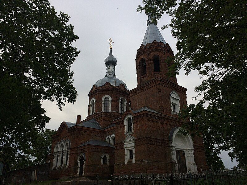 File:Kunest Church.jpg