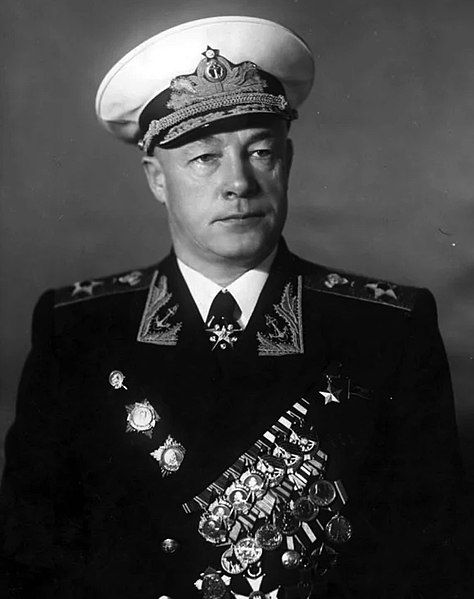 File:Nikolai Kuznetsov 3.jpg