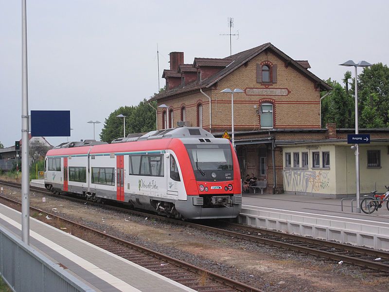 File:Reinheim Bahnhof Odenwaldbahn.jpg