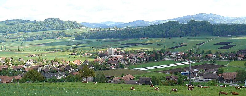 File:20050508S069 Muehlethurnen.jpg