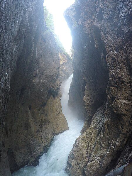 File:2016-08-Leutasch-Wasserfall.jpg