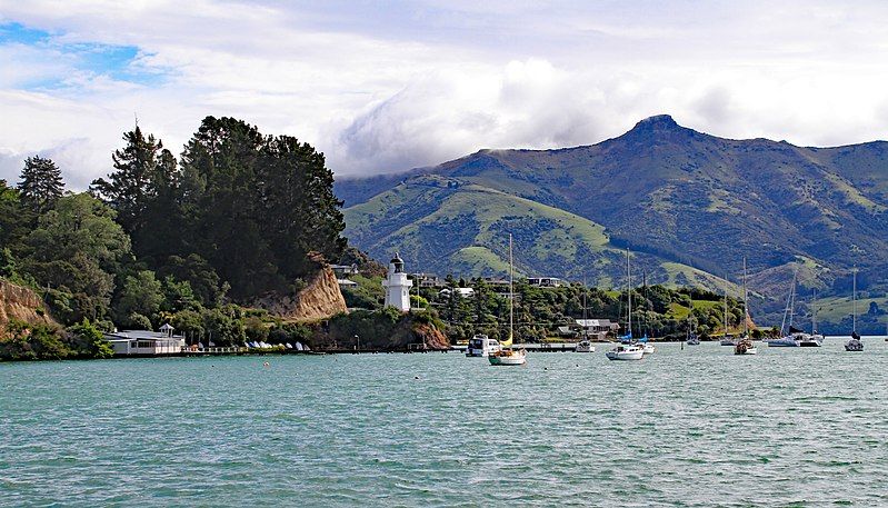 File:Akaroa 4 (31225076752).jpg