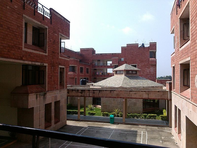 File:Boys Hostel gcet.jpg