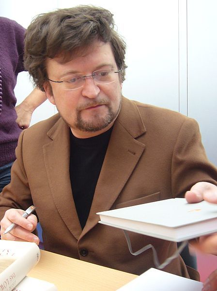 File:Erik Fosnes Hansen-crop.jpg