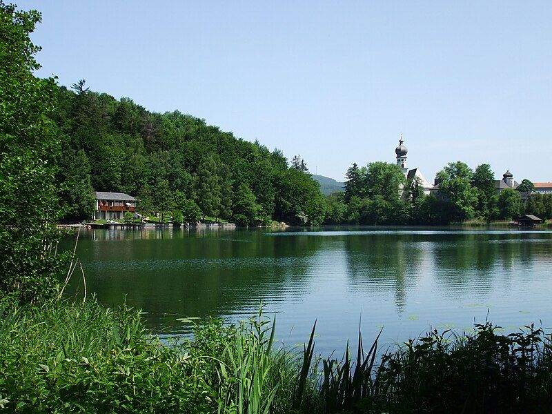 File:Image-Höglwörther See 2.jpg