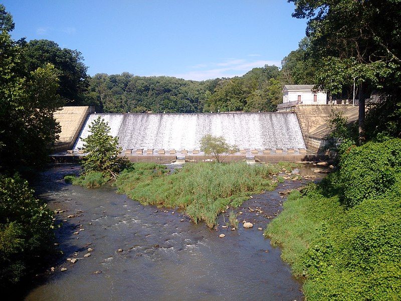 File:Lake Roland Dam.jpg