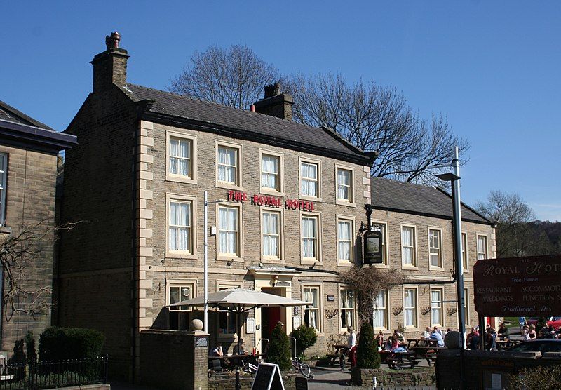 File:Royal Hotel, Hayfield.jpg