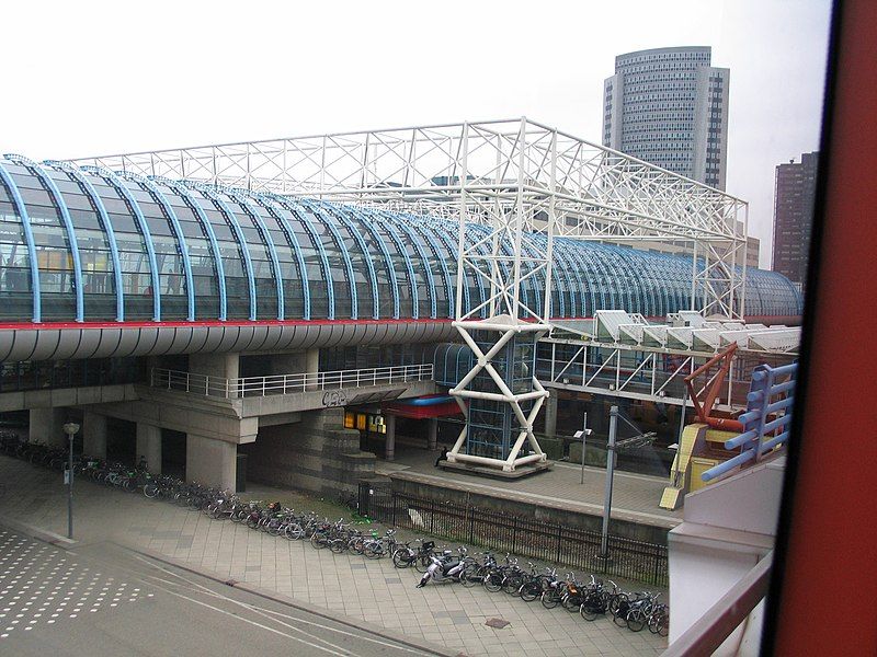 File:Sloterdijk2.jpg