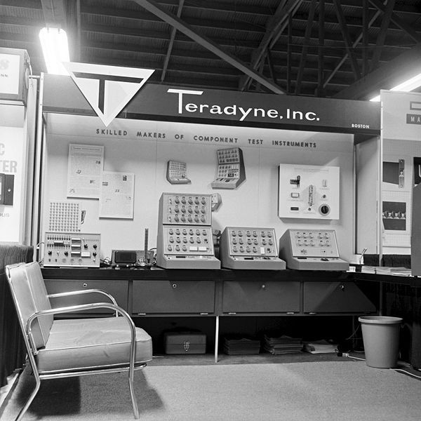 File:Teradyne tradeshow.jpg