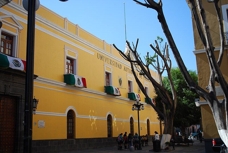 File:UAPCentroPuebla.JPG